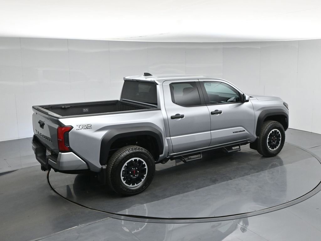 Used 2025 Toyota Tacoma TRD Off-Road image 13