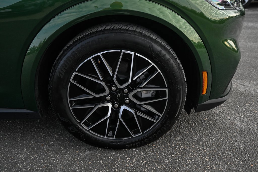 Certified 2025 Ford Mustang Mach-E Premium image 19
