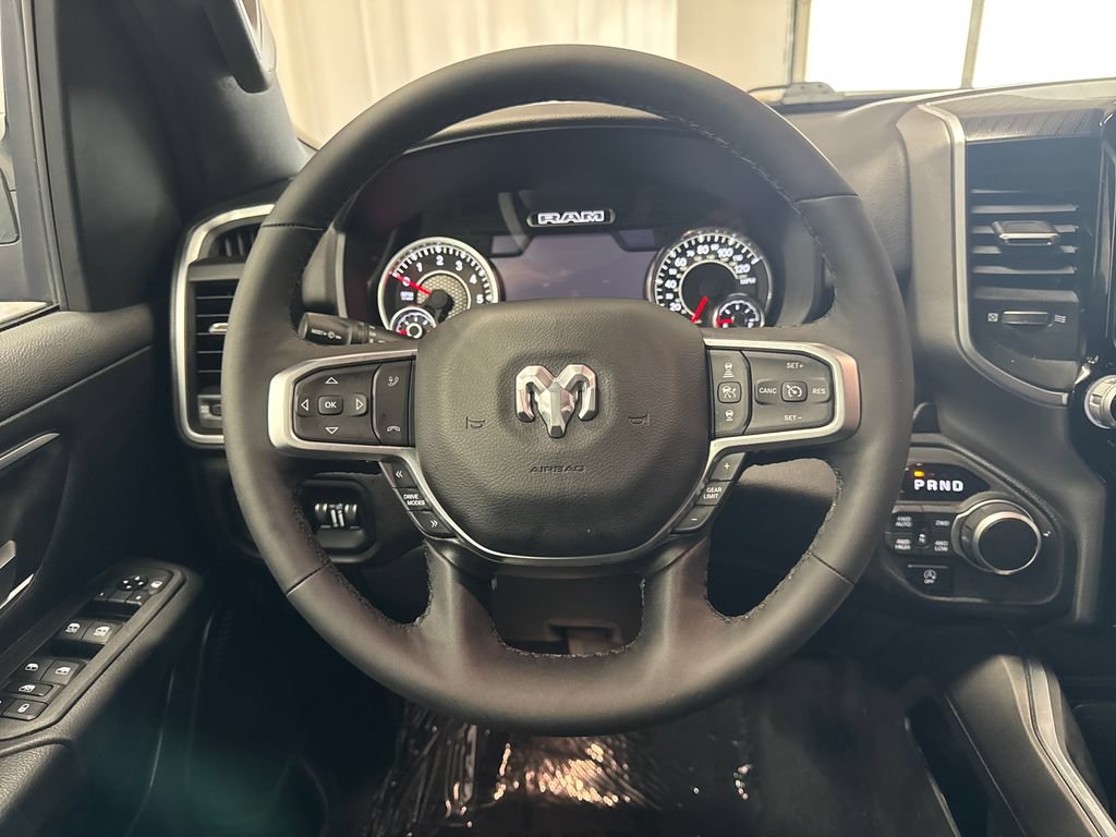 Used 2025 RAM 1500 Big Horn AWD/4WD image 19