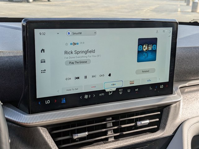 Certified 2025 Ford Explorer Platinum w/ Ultimate Package image 21