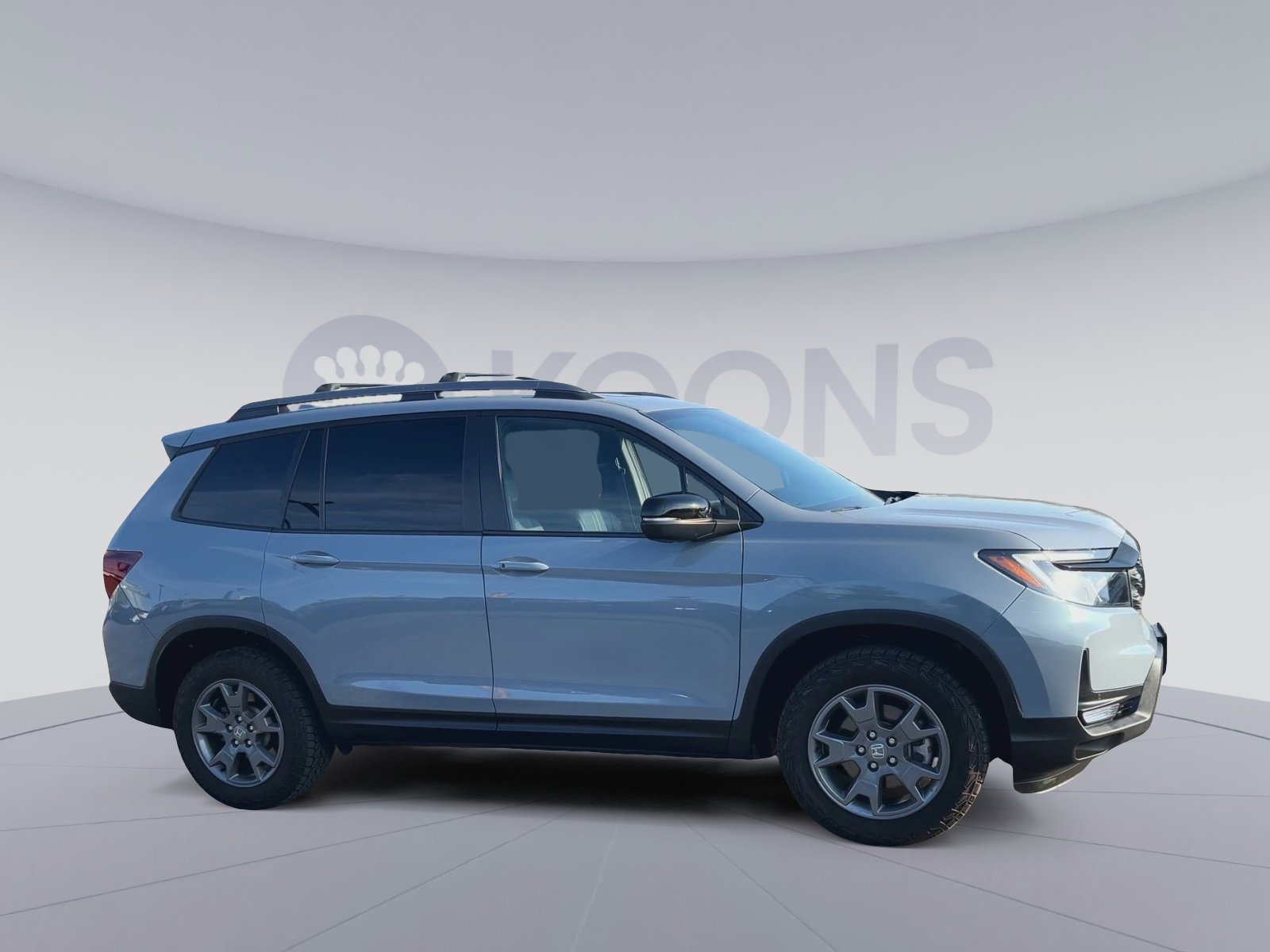 Used 2024 Honda Passport TrailSport image 2