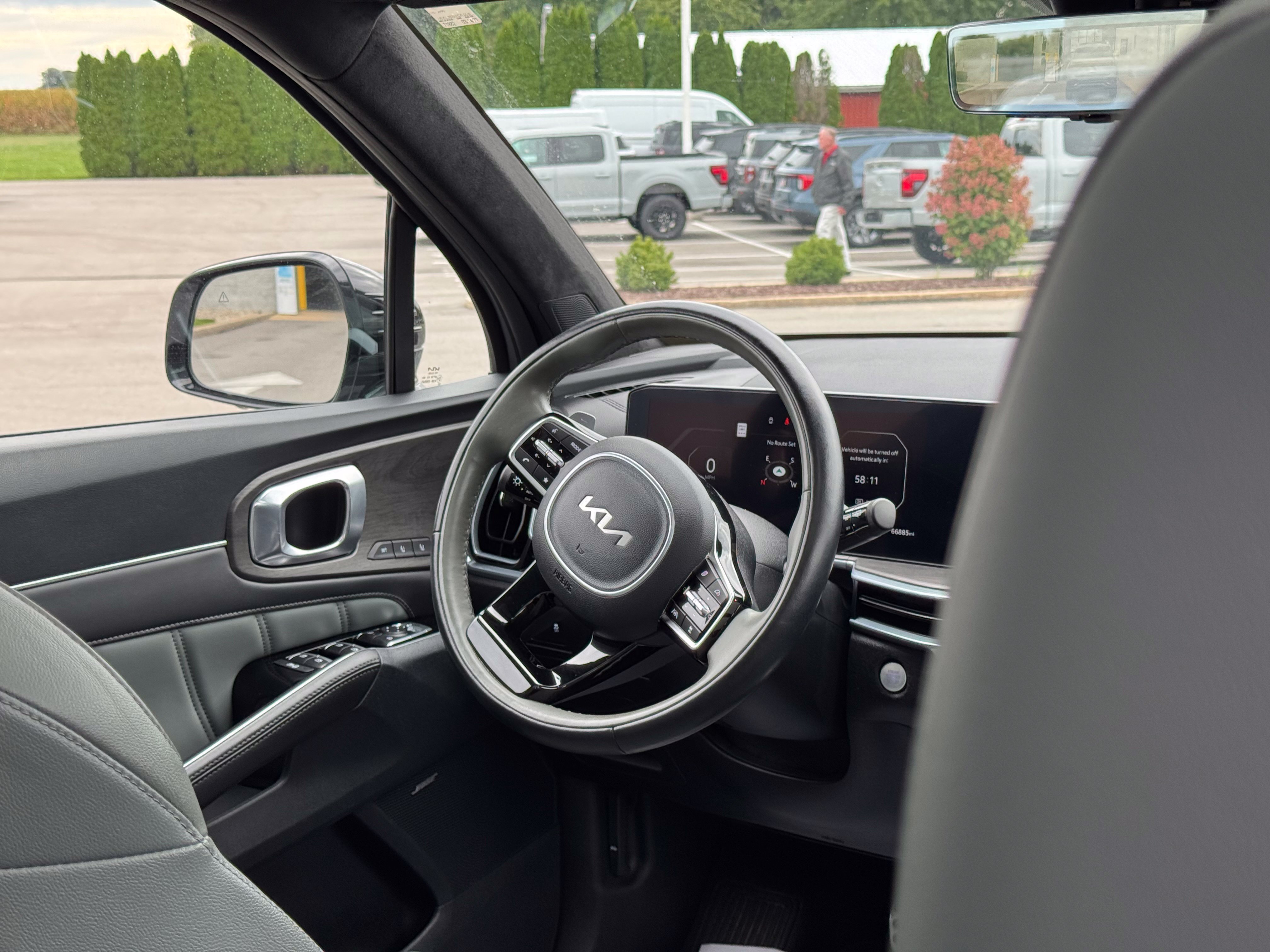 Used 2024 Kia Sorento SX Prestige w/ Sage Leather Package AWD/4WD image 21