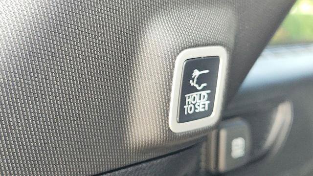 Used 2025 Jeep Grand Cherokee Limited image 33