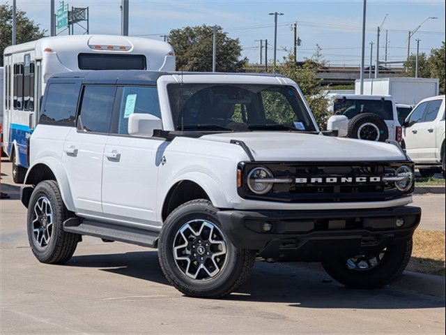 Certified 2025 Ford Bronco Outer Banks image 2