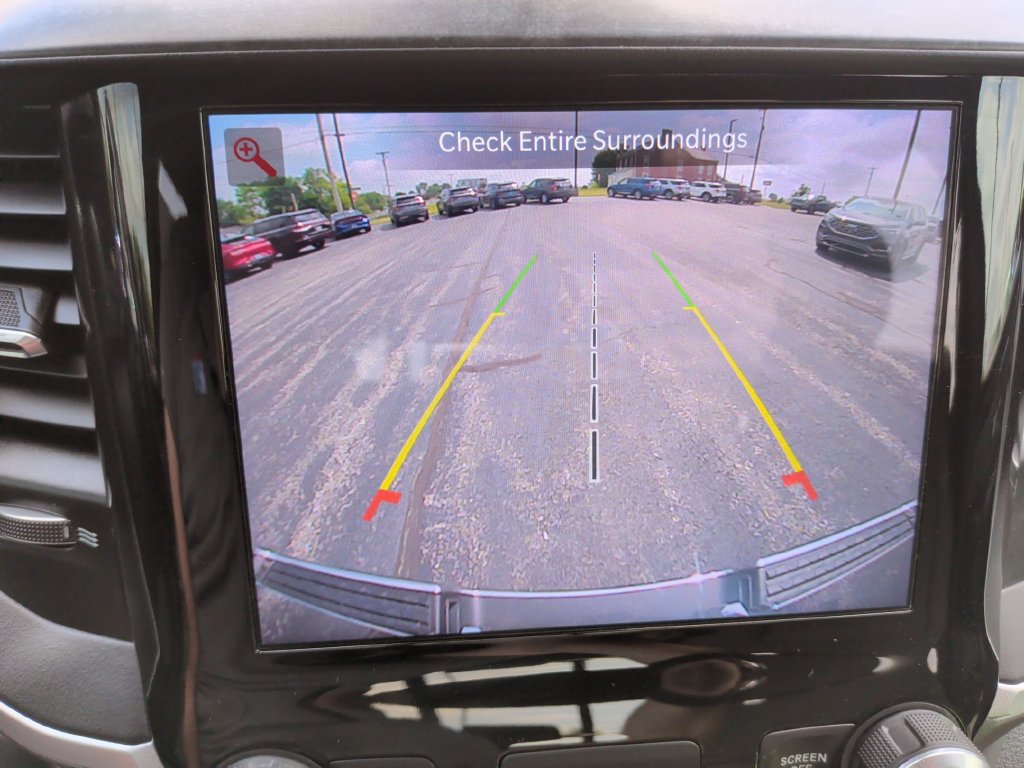 Used 2022 RAM 1500 Big Horn AWD/4WD image 14