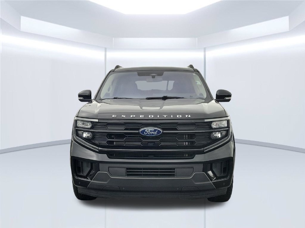 Certified 2025 Ford Expedition Max Active AWD/4WD image 2