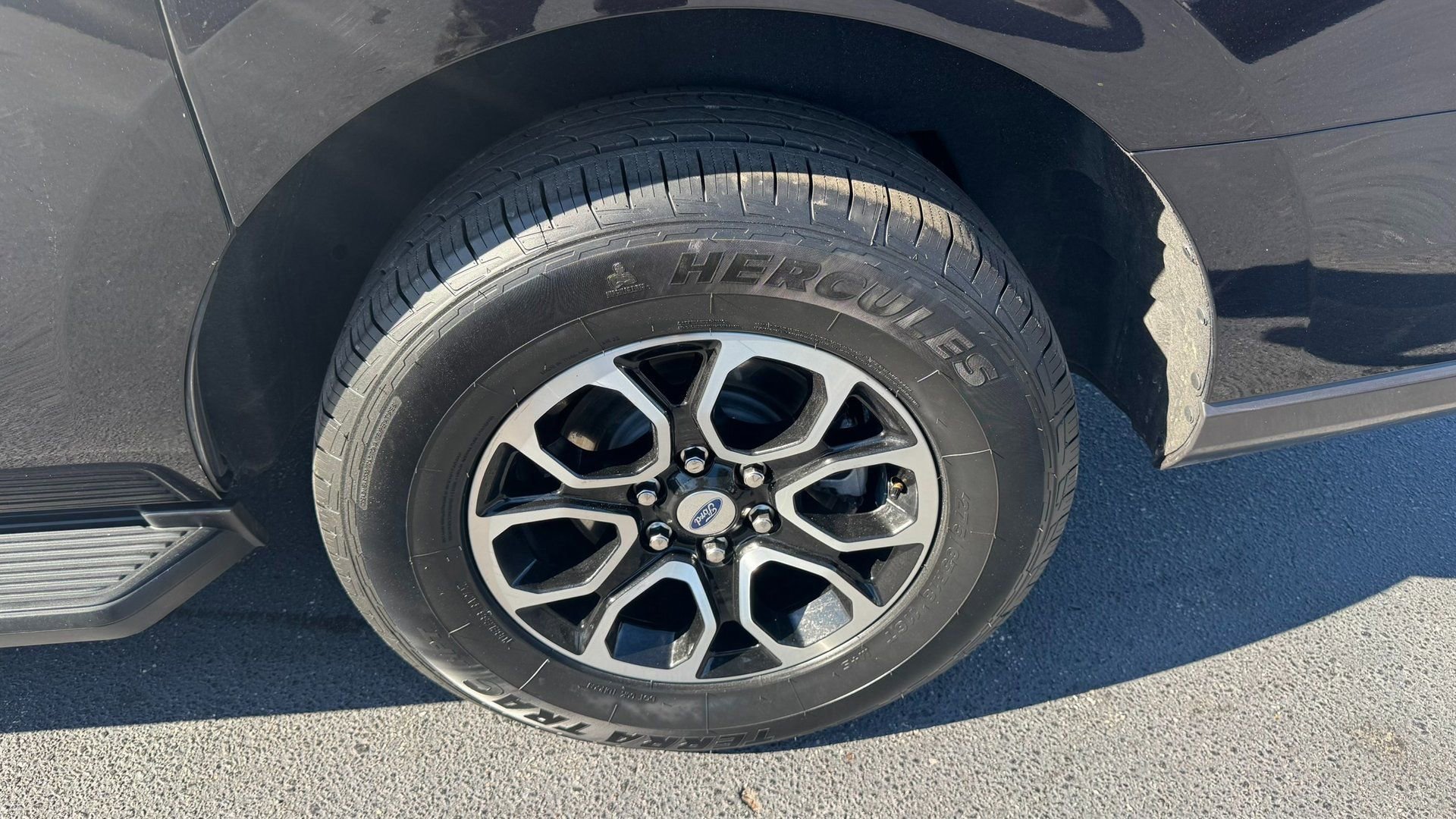 Certified 2024 Ford Expedition Max XLT image 19