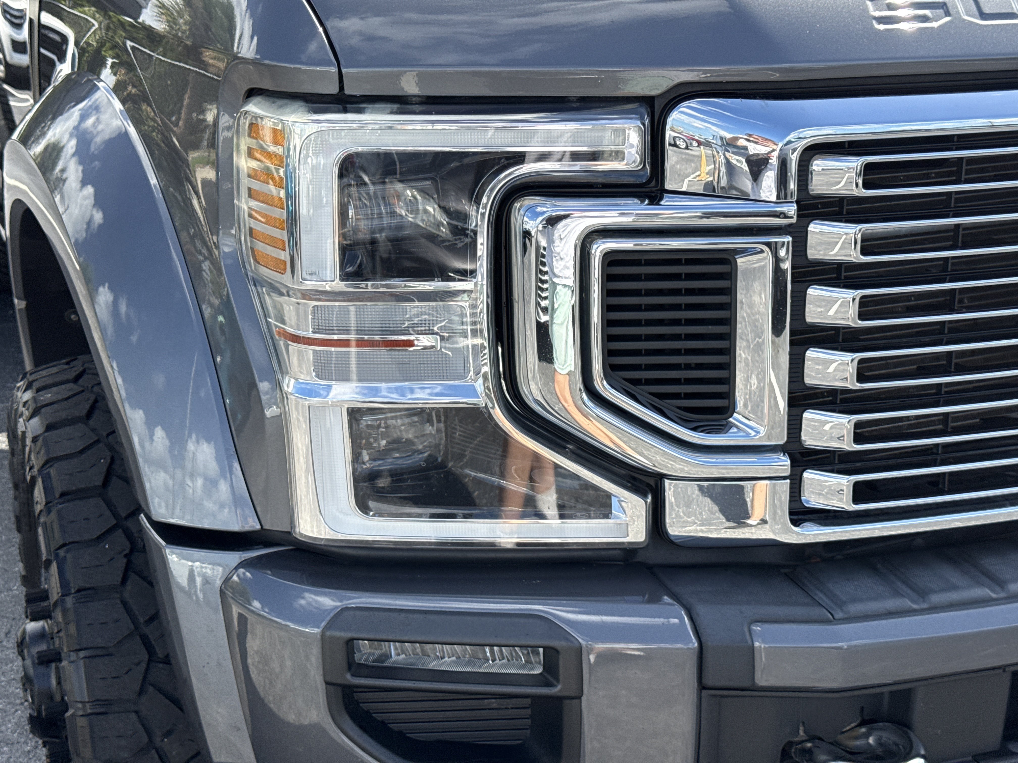 Certified 2022 Ford F450 Platinum w/ FX4 Off-Road Package AWD/4WD image 7