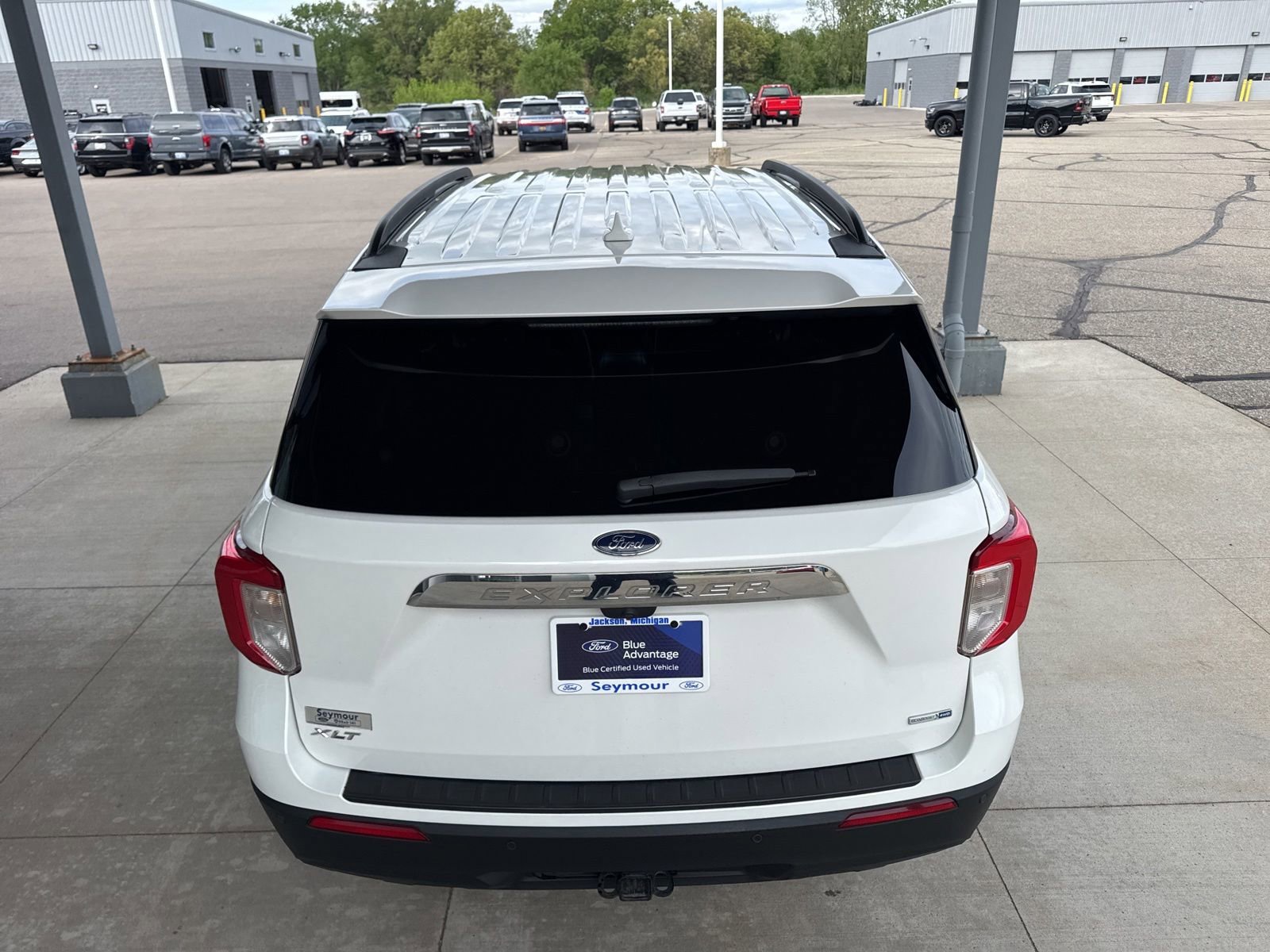 Certified 2020 Ford Explorer XLT w/ Comfort Package AWD/4WD image 7