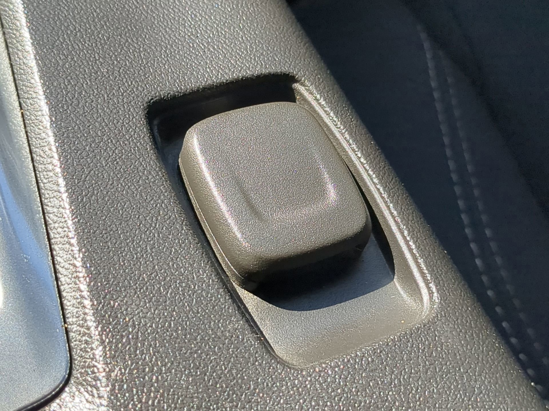 Used 2020 Chevrolet Camaro LS image 50