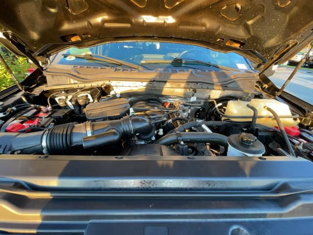Certified 2022 Ford F350 Lariat w/ Black Appearance Package AWD/4WD image 10