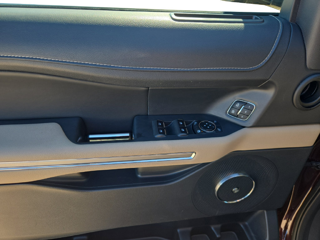 Certified 2024 Ford Expedition Max Limited RWD image 10