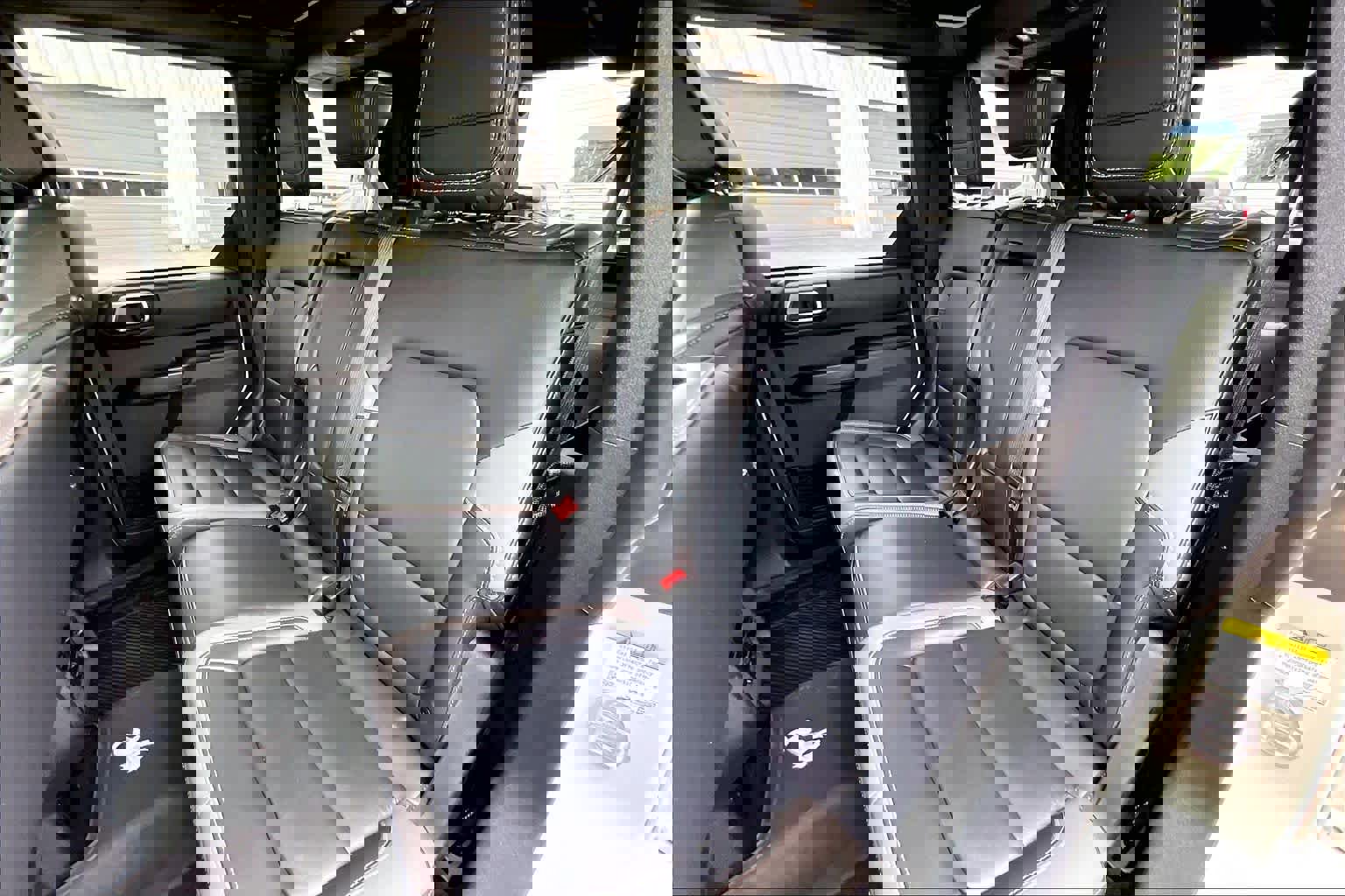 Certified 2025 Ford Bronco Outer Banks w/ Black Appearance Package image 22