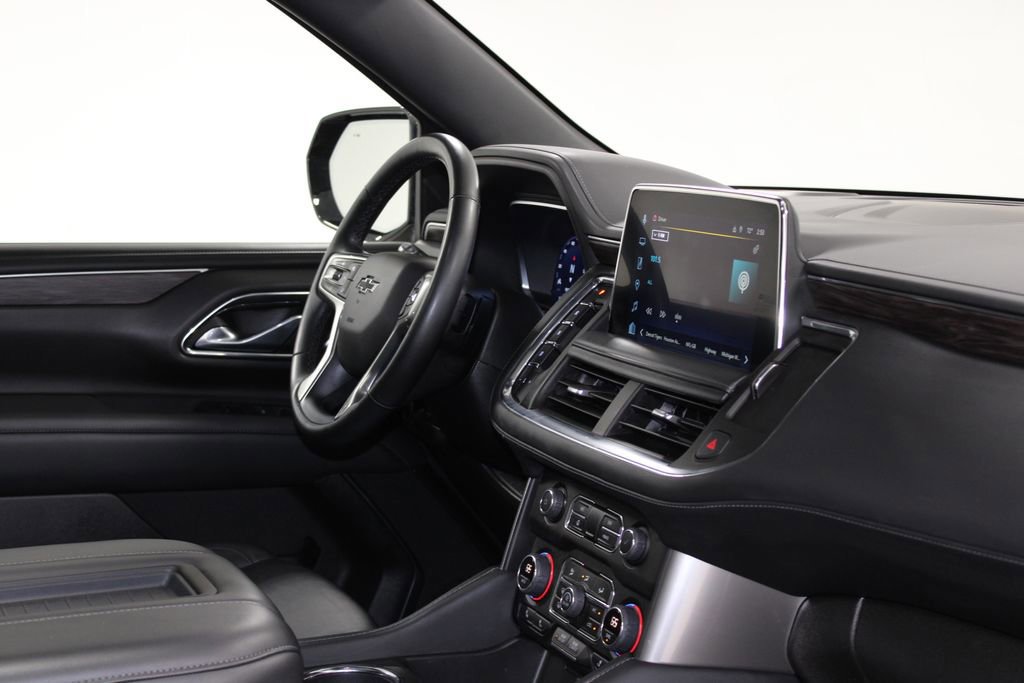 Used 2023 Chevrolet Suburban Z71 w/ Luxury Package image 34