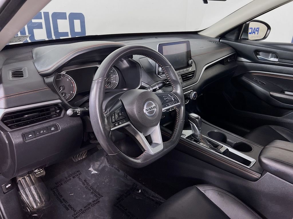 Used 2022 Nissan Altima 2.5 SR image 13