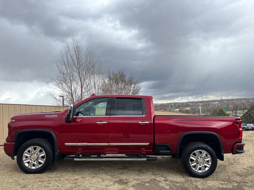 Used 2024 Chevrolet Silverado 2500 High Country image 5
