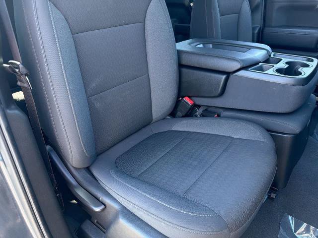 Used 2022 Chevrolet Silverado 1500 LT AWD/4WD image 22