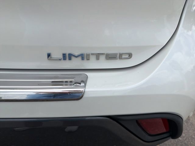 Used 2021 Toyota Highlander Limited FWD image 11
