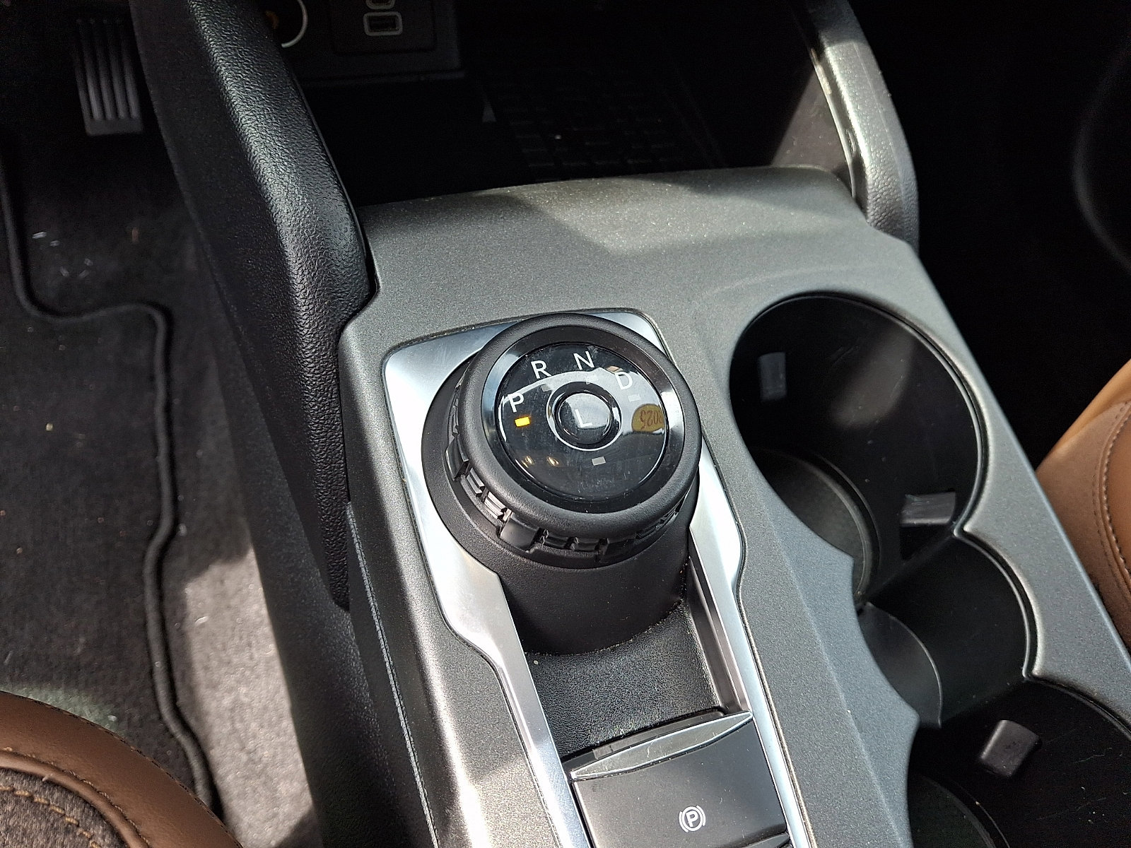 Certified 2025 Ford Bronco Sport Outer Banks w/ Outer Banks Tech Package+ AWD/4WD image 15