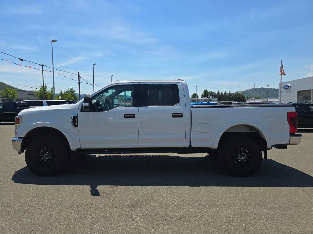 Certified 2020 Ford F350 XLT w/ Tremor Off-Road Package AWD/4WD image 2