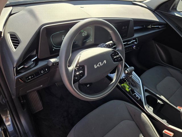 Used 2025 Kia Niro LX FWD image 18