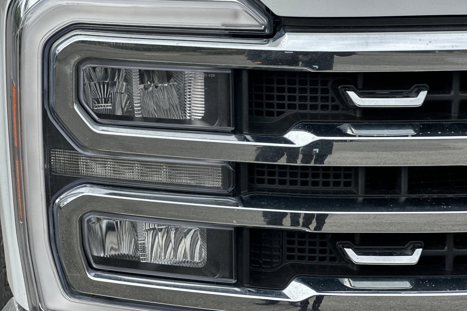 Certified 2023 Ford F250 Lariat w/ FX4 Off-Road Package image 46