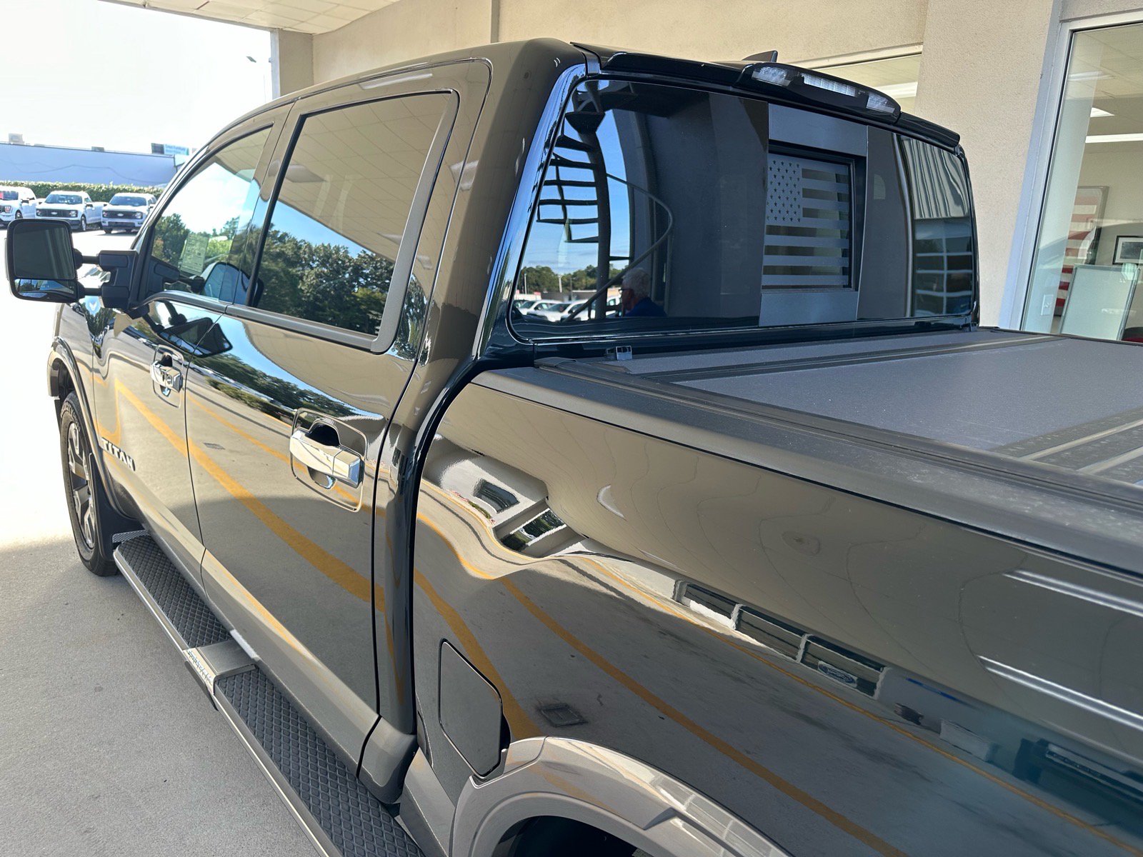 Used 2023 Nissan Titan Platinum Reserve w/ Moonroof Package AWD/4WD image 12