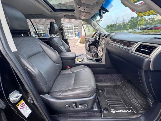 Used 2018 Lexus GX 460 w/ Navigation Package AWD/4WD image 35