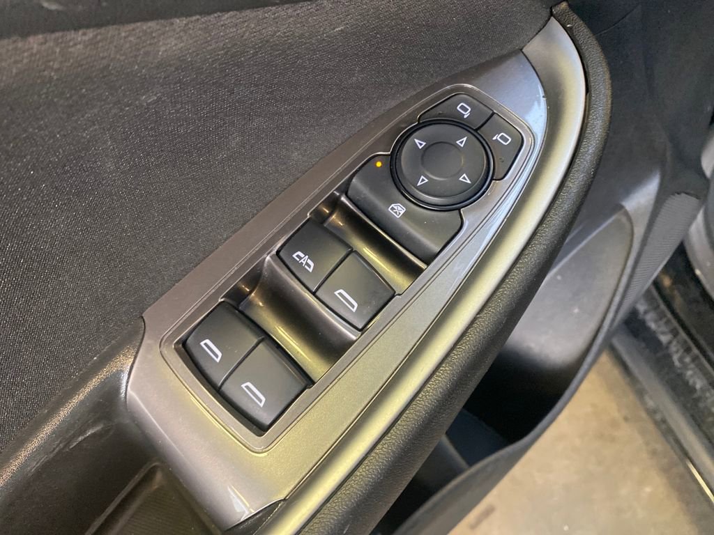 Used 2023 Chevrolet Malibu LT image 35