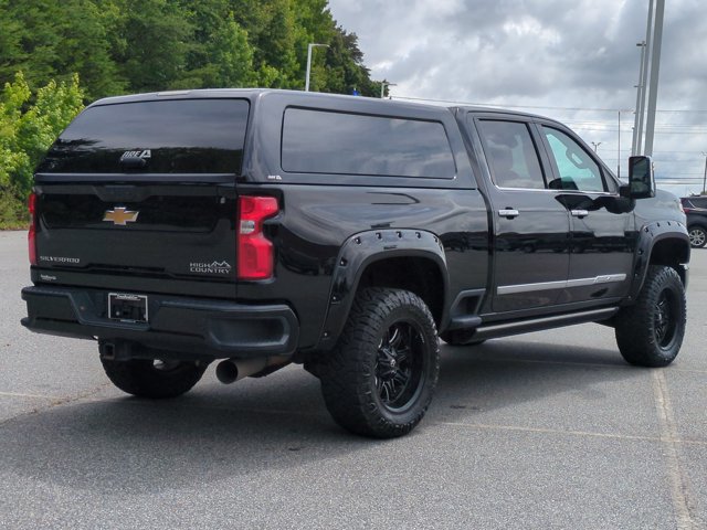 Used 2024 Chevrolet Silverado 2500 High Country w/ High Country Premium Package AWD/4WD image 4