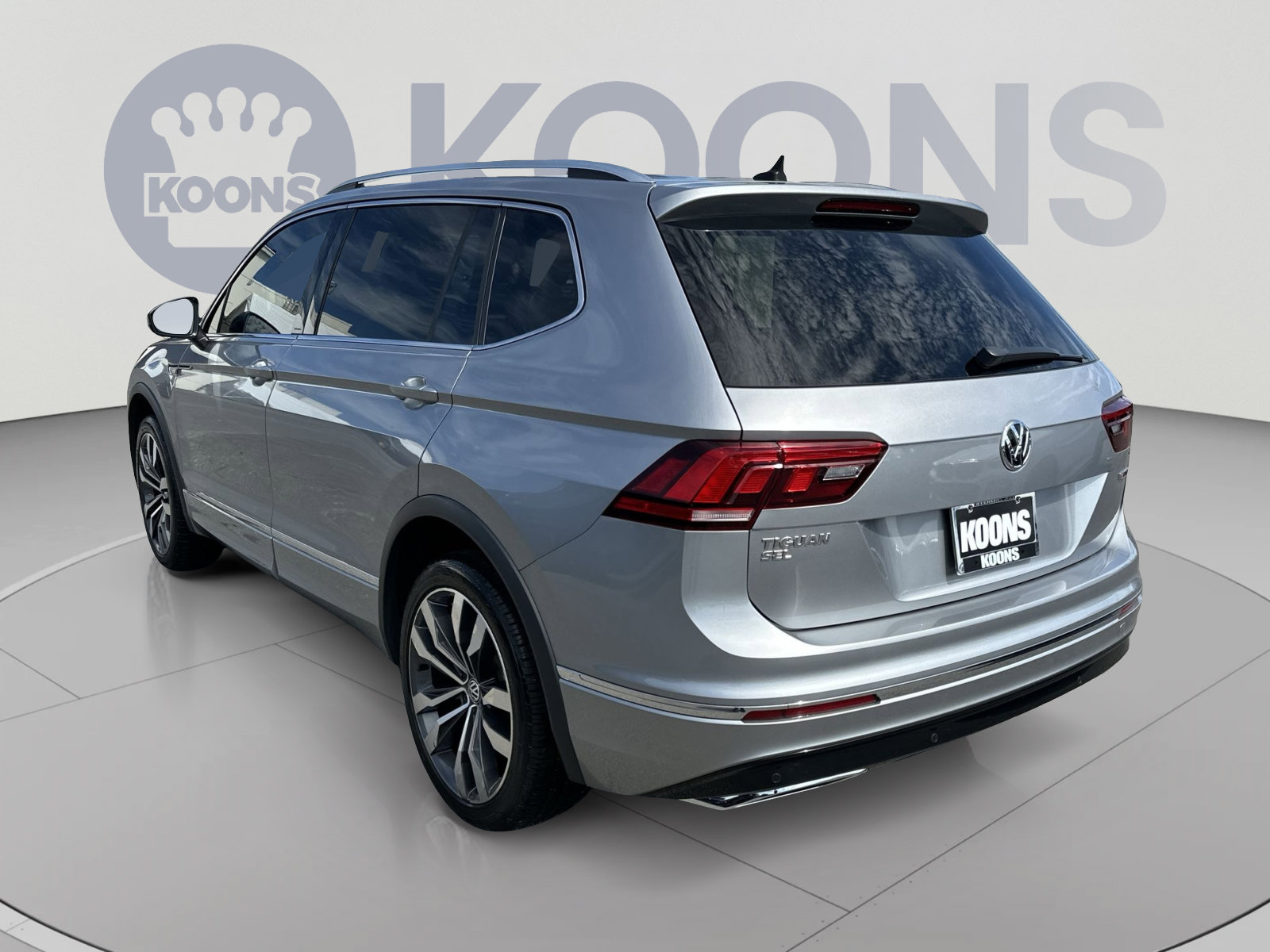 Used 2021 Volkswagen Tiguan SEL Premium R-Line AWD/4WD image 8