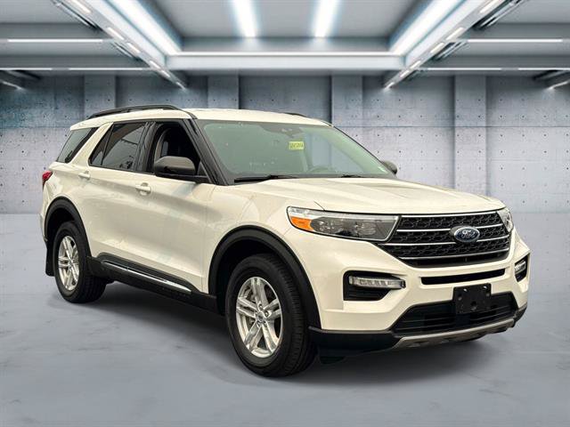 Certified 2023 Ford Explorer XLT w/ Equipment Group 202A AWD/4WD image 26