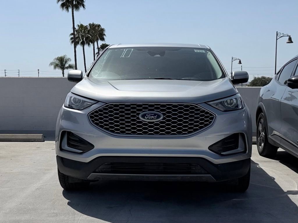 Certified 2024 Ford Edge SEL AWD/4WD image 2