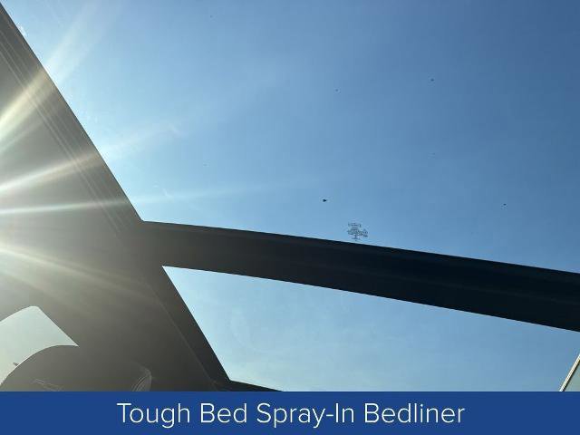 Certified 2022 Ford F250 Lariat w/ Black Appearance Package image 24