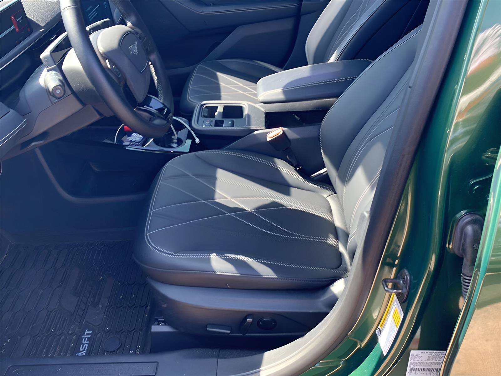 Certified 2025 Ford Mustang Mach-E Select RWD image 3