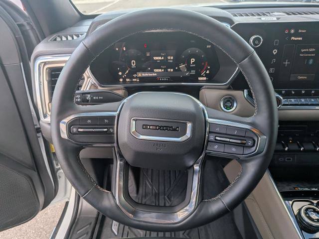 Used 2024 GMC Canyon Denali AWD/4WD image 18