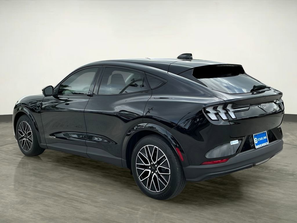 Certified 2025 Ford Mustang Mach-E Premium image 3