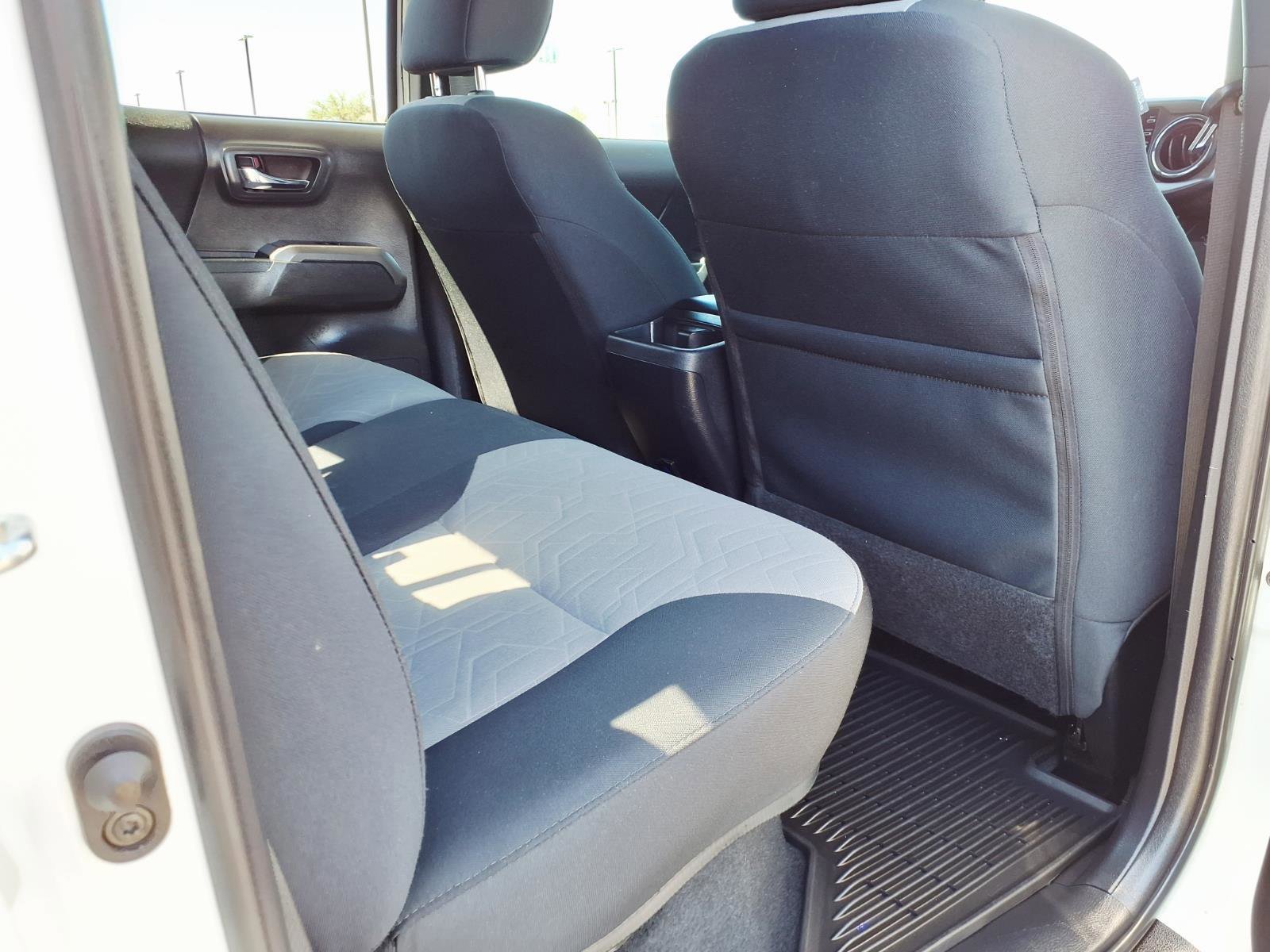 Used 2023 Toyota Tacoma TRD Off-Road image 15