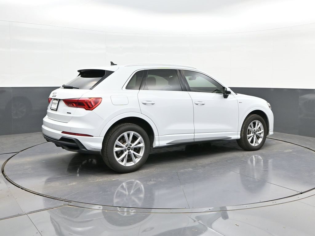 Used 2023 Audi Q3 2.0T Premium Plus w/ Premium Plus Package image 15