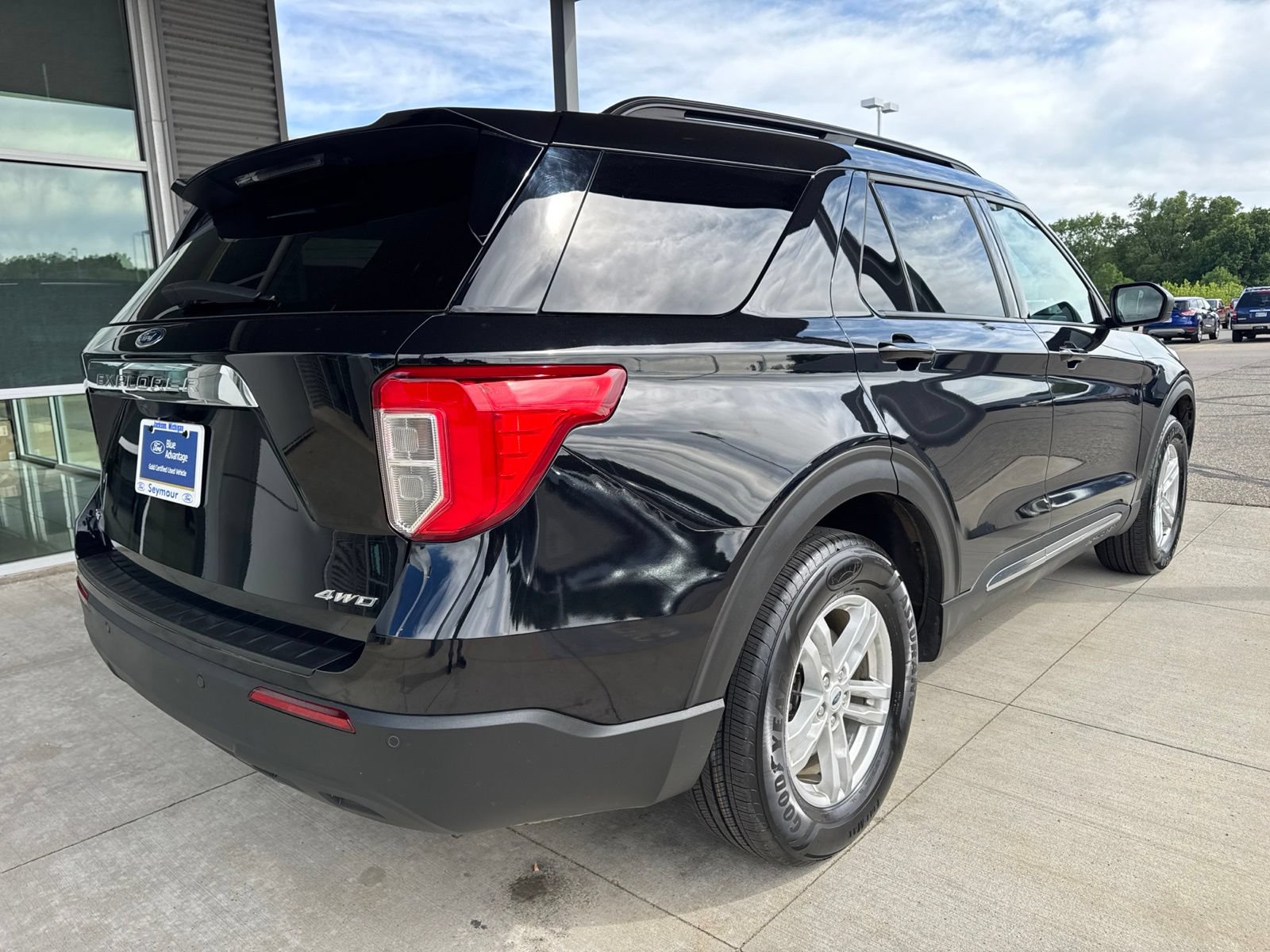 Certified 2023 Ford Explorer XLT AWD/4WD image 8