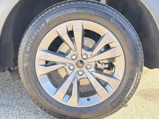 Certified 2024 Ford Explorer XLT w/ Equipment Group 202A AWD/4WD image 14