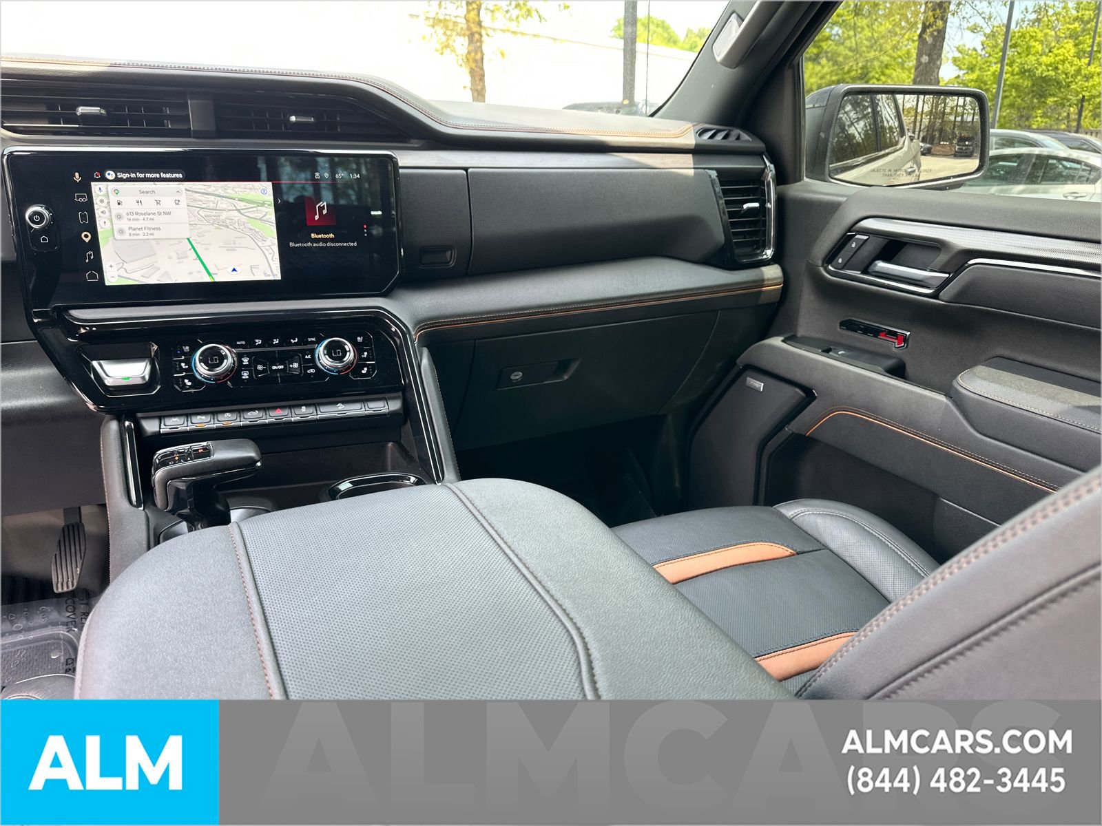 Used 2025 GMC Sierra 1500 AT4 w/ AT4 Premium Package AWD/4WD image 17