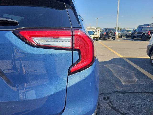 Used 2024 GMC Terrain SLT FWD image 34