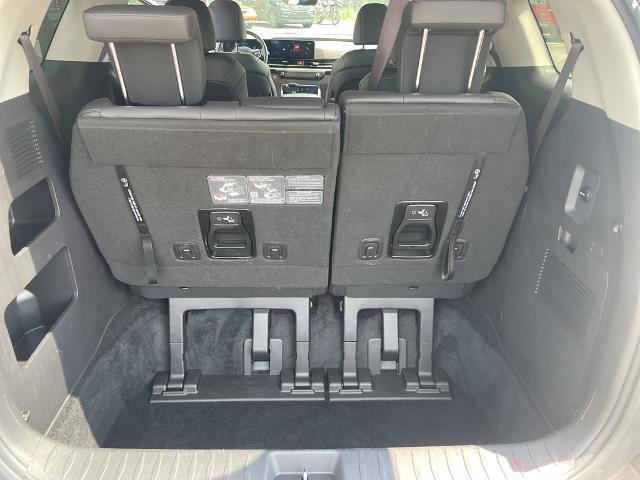 Used 2026 Kia Carnival FWD image 18