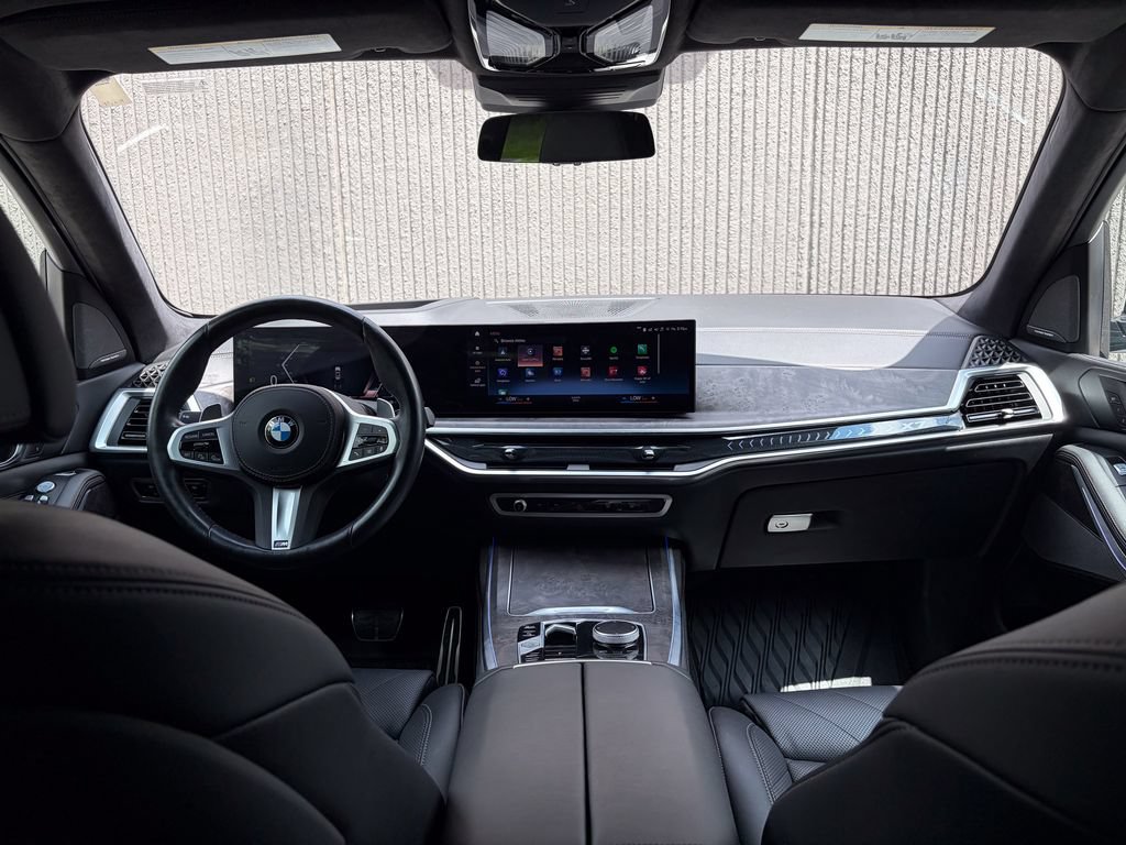Used 2023 BMW X7 xDrive40i w/ M Sport Package AWD/4WD image 65