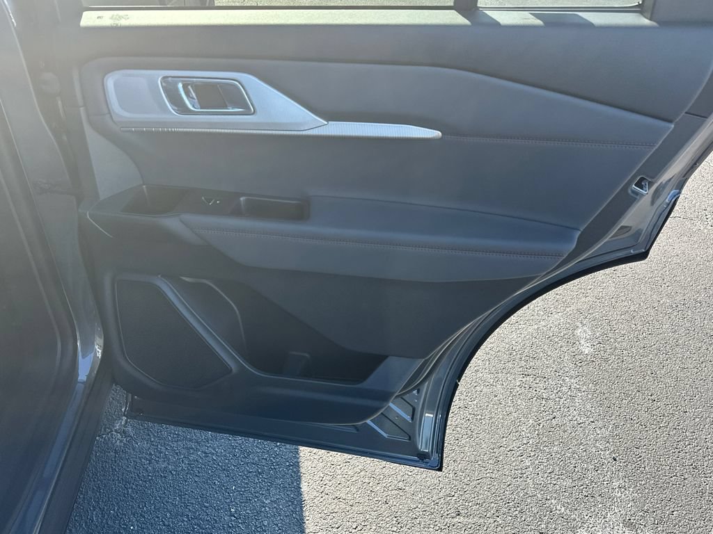 Certified 2026 Ford Explorer Active RWD image 15