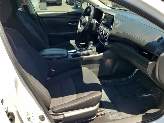 Used 2024 Nissan Sentra SV FWD image 16