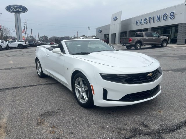 Used 2023 Chevrolet Camaro LT image 9