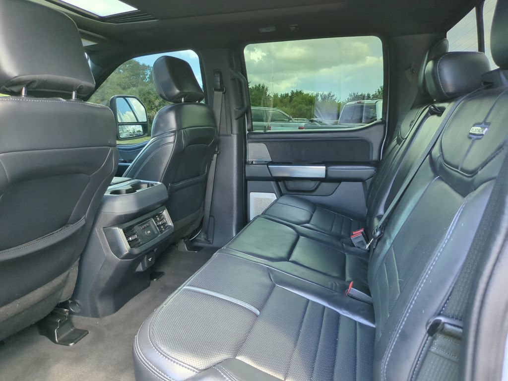 Certified 2025 Ford F250 Platinum w/ FX4 Off-Road Package AWD/4WD image 18