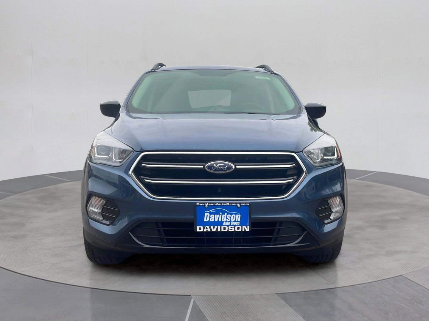 Certified 2018 Ford Escape SE w/ SE Sport Appearance Package AWD/4WD image 10
